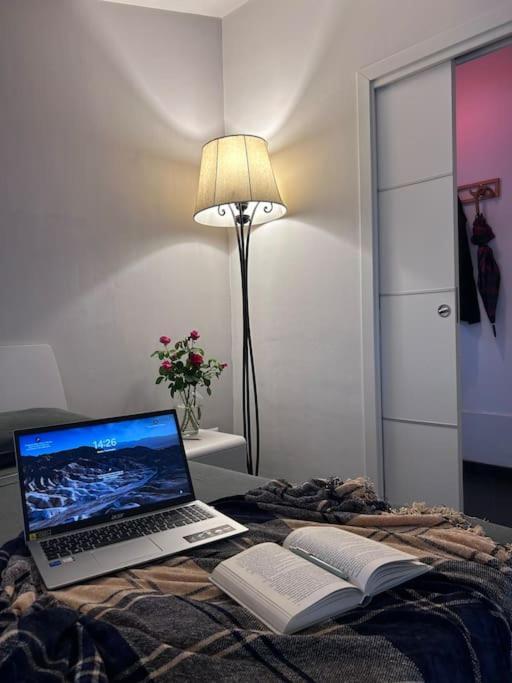 Elegante Appartamento Privato In Palazzo Storico Del XVIII - Pieno Centro Nikosia Exterior foto