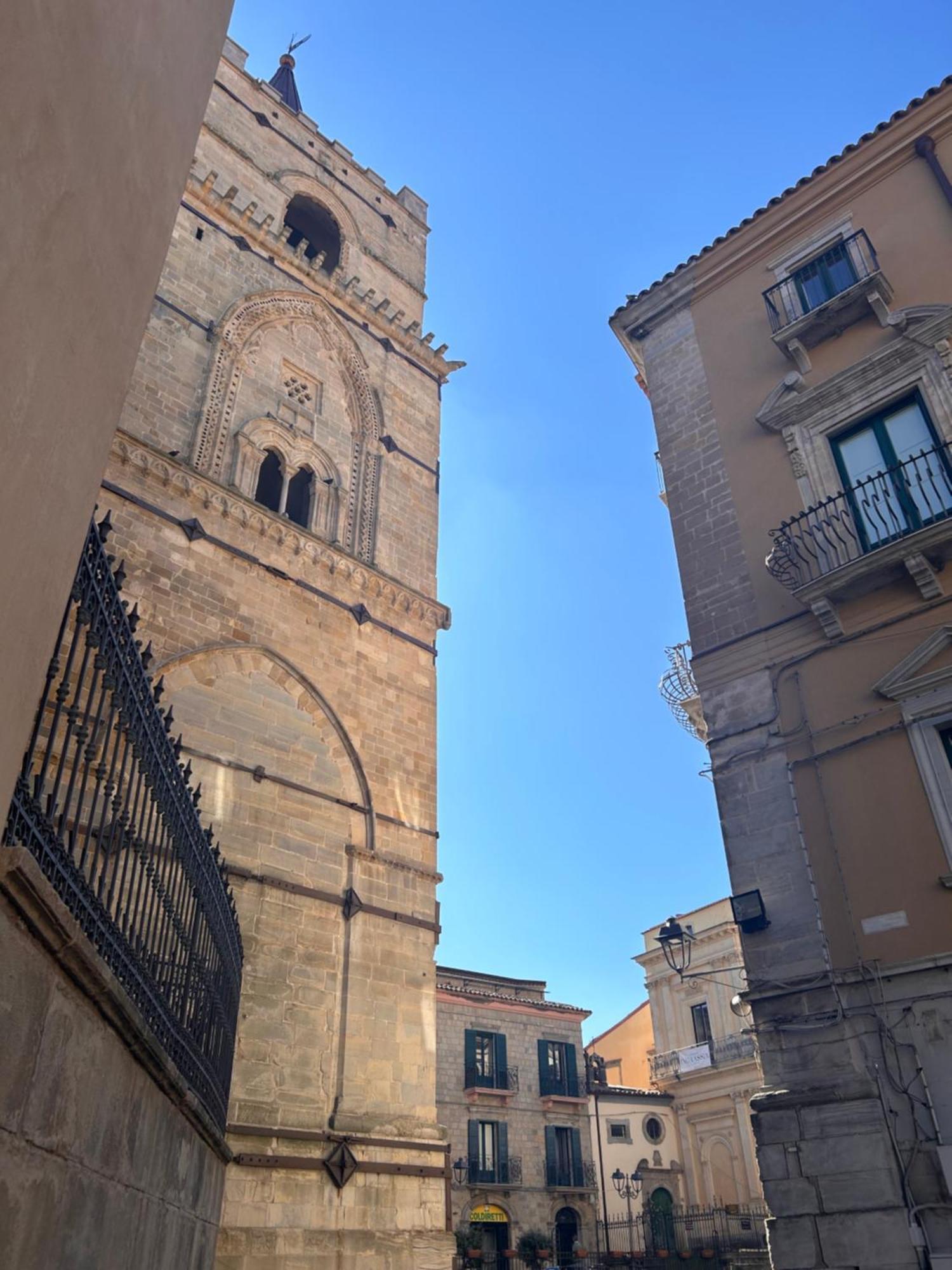 Elegante Appartamento Privato In Palazzo Storico Del XVIII - Pieno Centro Nikosia Exterior foto